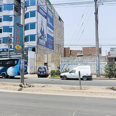 VENDO TERRENO COMERCIAL  m  AV LIMA JOS GALVEZ