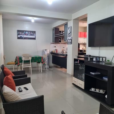 DEPARTAMENTO EN VENTA PRIMER PISO URB SALAVERRY CHICLAYO