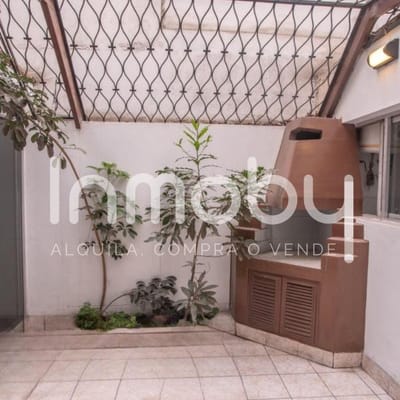 Venta de departamento en San Borja de  m
