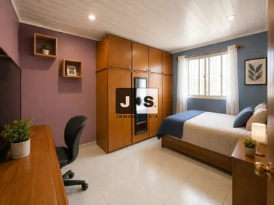 Casa en venta 3 dormitorio c/ cochera c/ jardin y patio en Zona Cerro