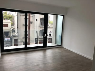 Alquilo Apartamento 1 dormitorio Cordón