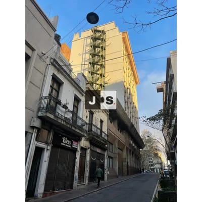 Alquiler local comercial en Ciudad vieja