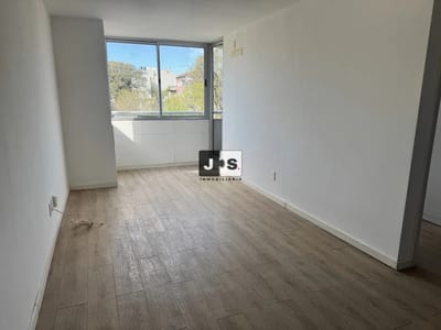 Alquilo Apartamento 1 domitorio Tres Cruces con cochera