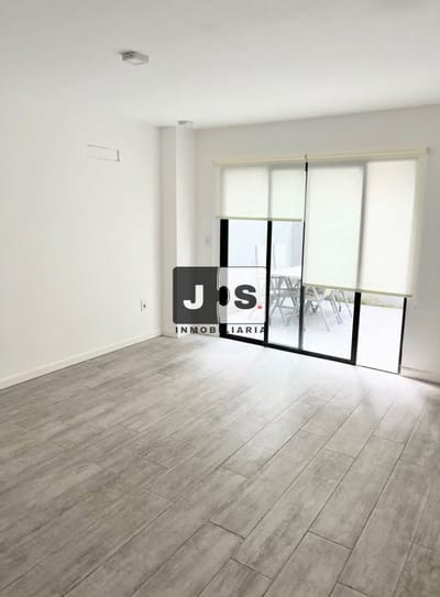 Apartamento en alquiler c/ cochera en Punta Carretas