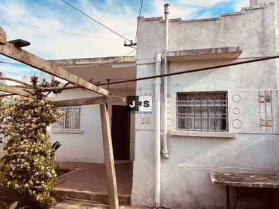 Alquilo casa 2 dormitorios en Nuevo Paris