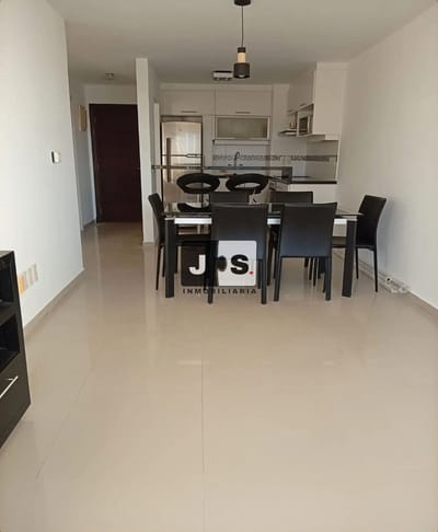 Apartamento en alquiler c/ cochera en Parque Miramar