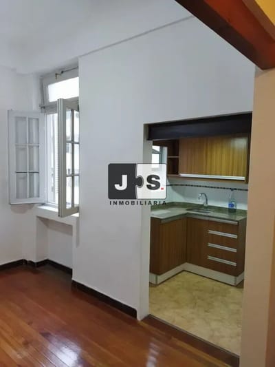 Alquilo apartamento un dormitorio en Centro