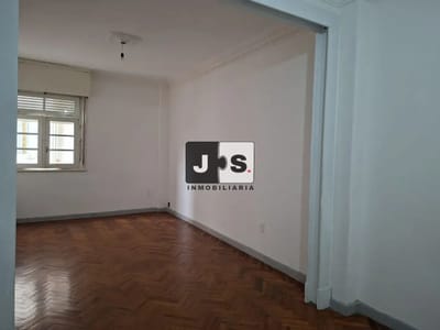 Alquilo Apartamento 3 dormitorios 2 baños Cordón