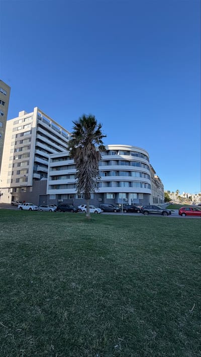 Venta Apartamento Ciudad Vieja Monoambiente 1 Baño con 2 Garaje (amueblado)