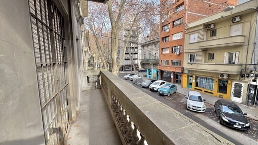 Apartamento en venta c/ cochera en Centro
