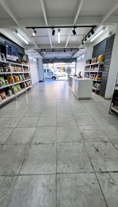 Alquiler Local Comercial, Villa Muñoz Zona Mayorista Arenal Grande