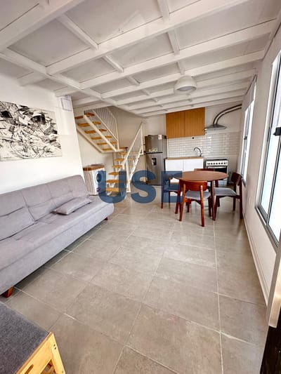 Apartamento de 3 dormitories con patio