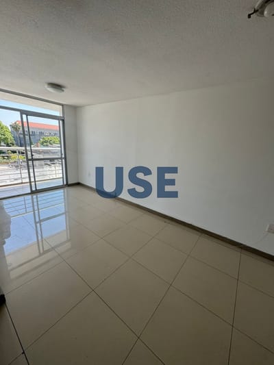 Apartamento de 2 dormitorio con balcon