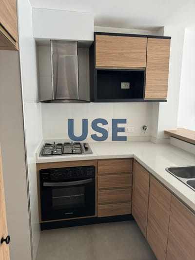 Apartamento de 1 dormitorio con balcon
