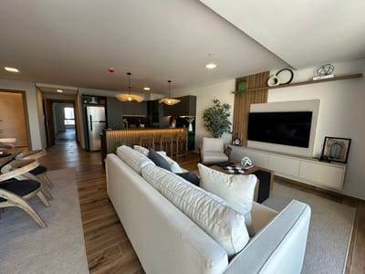 Departamento en venta c/ cochera en Las Lomas (Las Carmelitas)