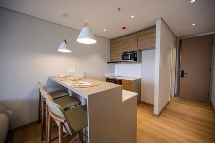 Departamento en venta c/ cochera en Las Lomas (Las Carmelitas)