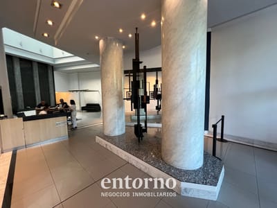 Venta de Oficina en el Edificio Torre Del Congreso - Piso 12 Con 2 Garajes