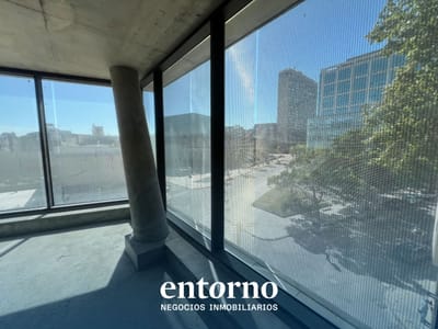 Alquiler Oficina de Alta Gama – Piso 4 en Edificio Sustentable Alma &