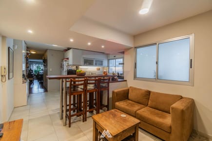 VENTA DE APARTAMENTO 5 DORMITORIOS EN POCITOS