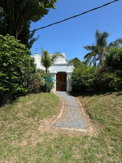 CASA EN ALQUILER EN EL TESORO A POCAS CUADRAS DE LA ZONA COMERCIAL DE LA BARRA