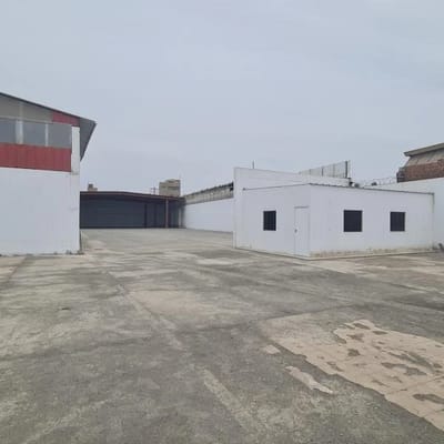 Excelente Local comercial super ubicado en la mejor zona comercial de Huacho