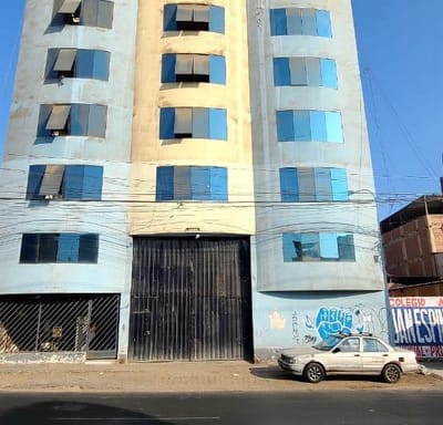 SE VENDE LOCAL COMERCIAL AV LOS CHANCAS UBICACION PRIVILEGIADA STA ANITA
