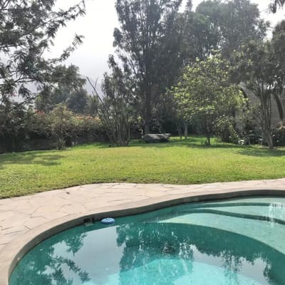 CONDOMINIO LOS CONDORES CHACLACAYO VENDO CASA DE  DORM CON JARDIN Y PISCINA