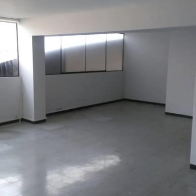 ALQUILER DE OFICINA Y ALMACN EN ATE