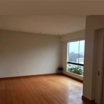Vendo amplio departamento en Alfredo Salazar  San Isidro ATm