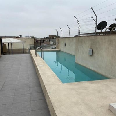 Vendo amplio departamento Condominio ShamrockCalle Los Apaches  Surco m