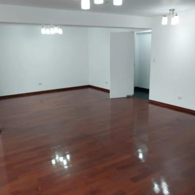 Venta departamento grande e iluminado con balcn ATm