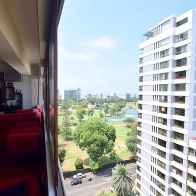 Vendo departamento de m frente al Golf de San Isidro