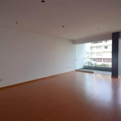 Vendo departamento de m a  cerca a de Miguel Dasso San Isidro