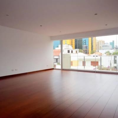 Vendo departamento estreno desde m cerca al Golf San Isidro