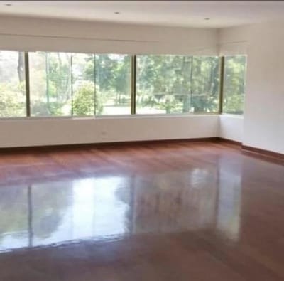 Vendo departamento de m a  con vista al Golf San Isidro
