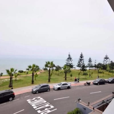 Alquilo departamento de m a  con excelente vista al mar de Miraflores
