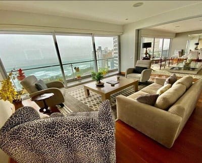 Vendo departamento de m vista panormica al mar Malecn Marina