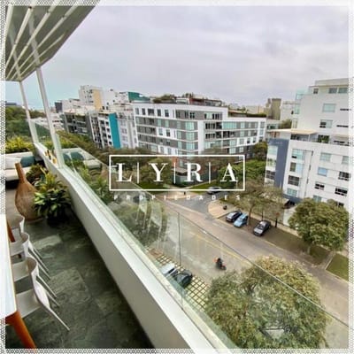 Vendo Penthouse en edificio con fondo al parque Naciones Unidas Miraflores