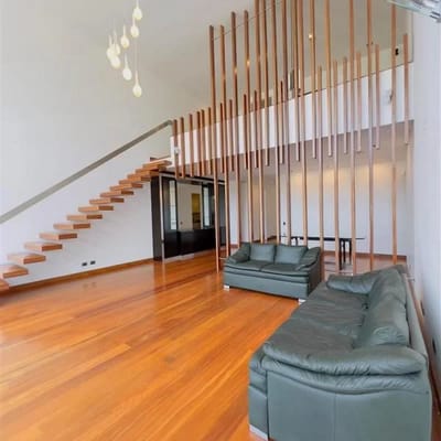 Hermoso departamento duplex de  m  dorm  terrazas cerca al Golf