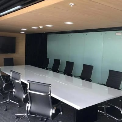 Alquilo oficina totalmente implementada de m en Miraflores