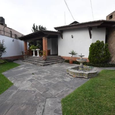 Vendoalquilo acogedora casa de m cerca al Golf Los Inkas La Molina