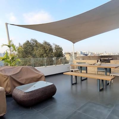 Vendo amplio Penthouse triplex  dorm con fondo a parque Miraflores