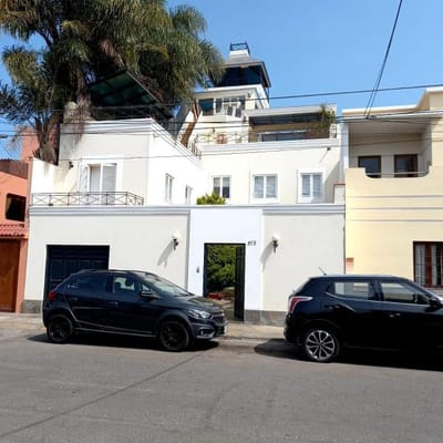 Hermosa Casa en La Punta