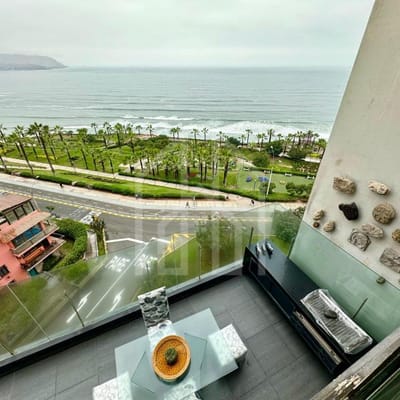 Espectacular Penthouse Dplex Moderno con Impresionante Vista al Mar