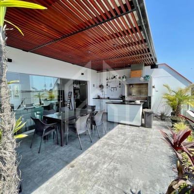 OPORTUNIDAD Penthouse Duplex  Dorm Chacarilla con Vista a Casuarinas