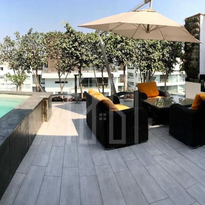 Exclusivo Penthouse en Venta con Piscina Temperada y Terraza
