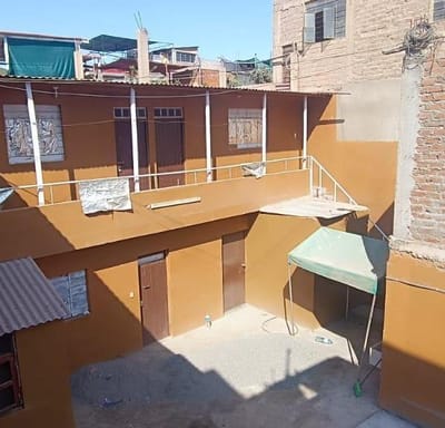 CASA LOCAL COMERCIAL EN VENTA