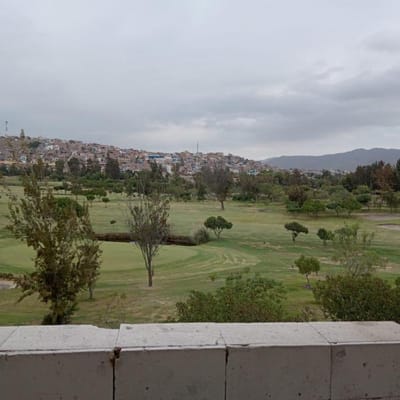CASA EN VENTA POR LA URB VILLA EL GOLF DE SOABAYA