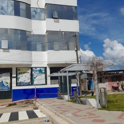 Edificio De Tres Pisos En Venta  Puerto MaldonadoTambopata
