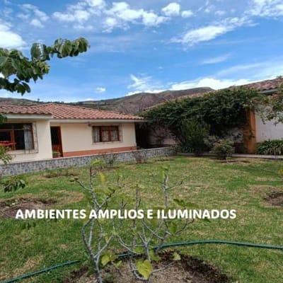 Bella casa en urubamba en venta